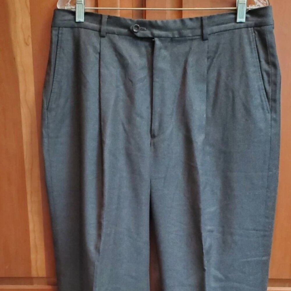 Armani Collezioni Dress Pants Gray Wool Straight Trousers Size 36x26 Italy